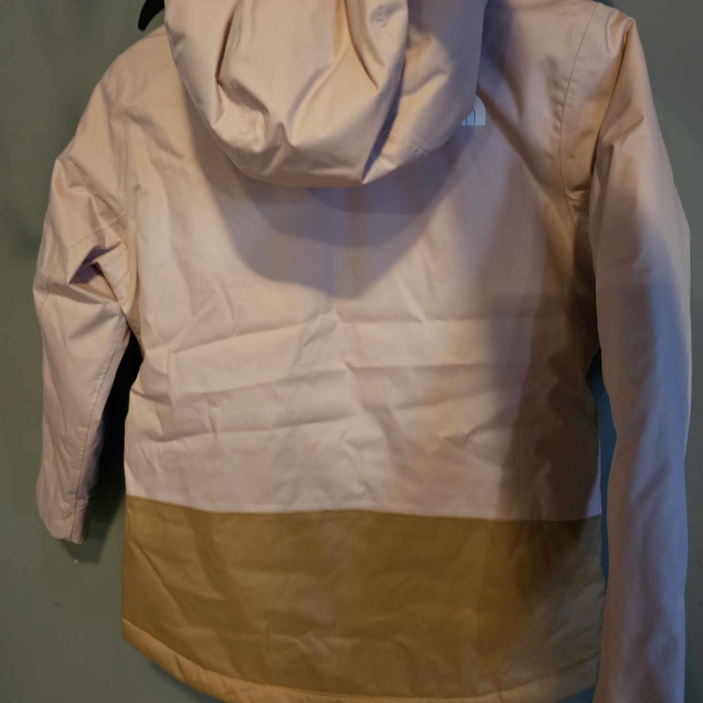 North face jacket - Picture 3 of 4